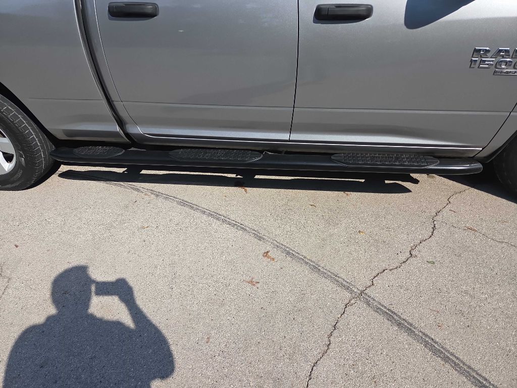Photo 16 of this RAM 1500 CLASSIC