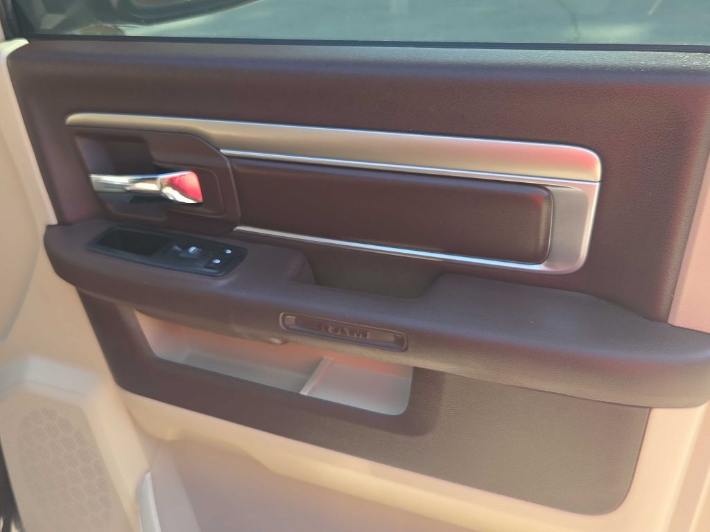 Photo 34 of this RAM 1500