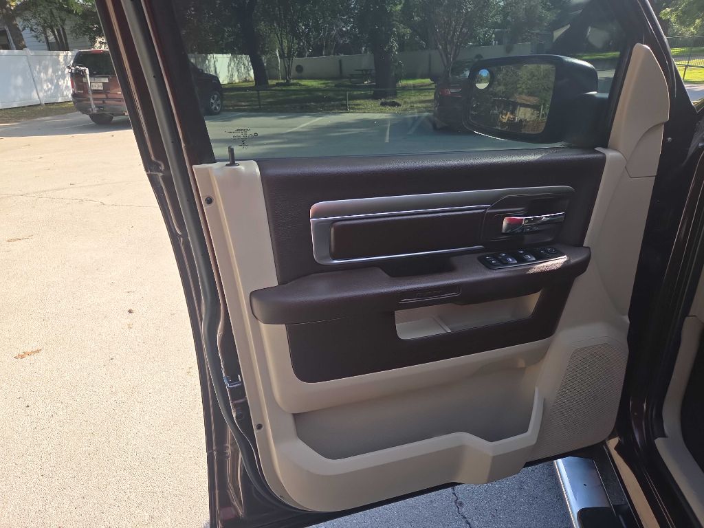 Photo 23 of this RAM 1500