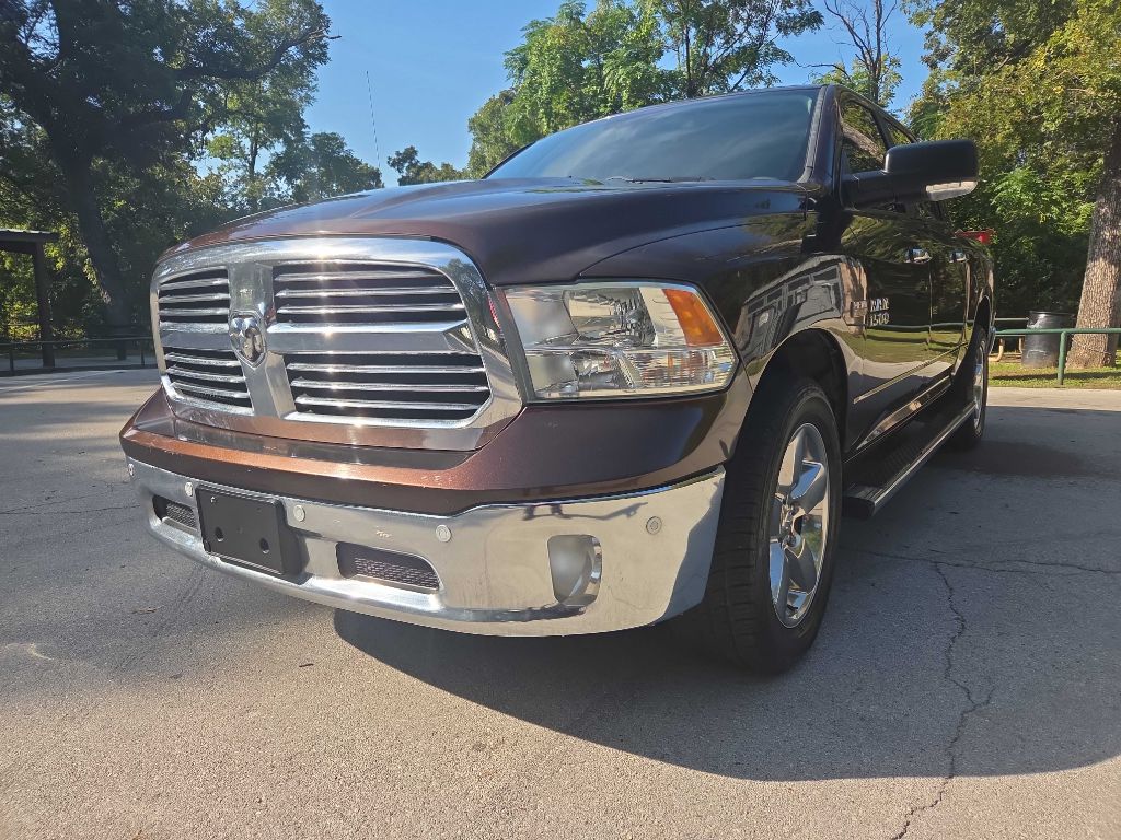 Photo 4 of this RAM 1500