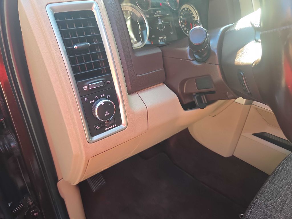 Photo 36 of this RAM 1500