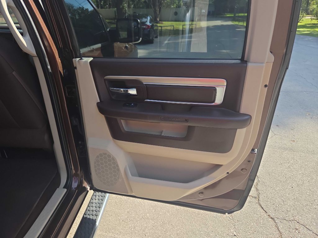 Photo 30 of this RAM 1500
