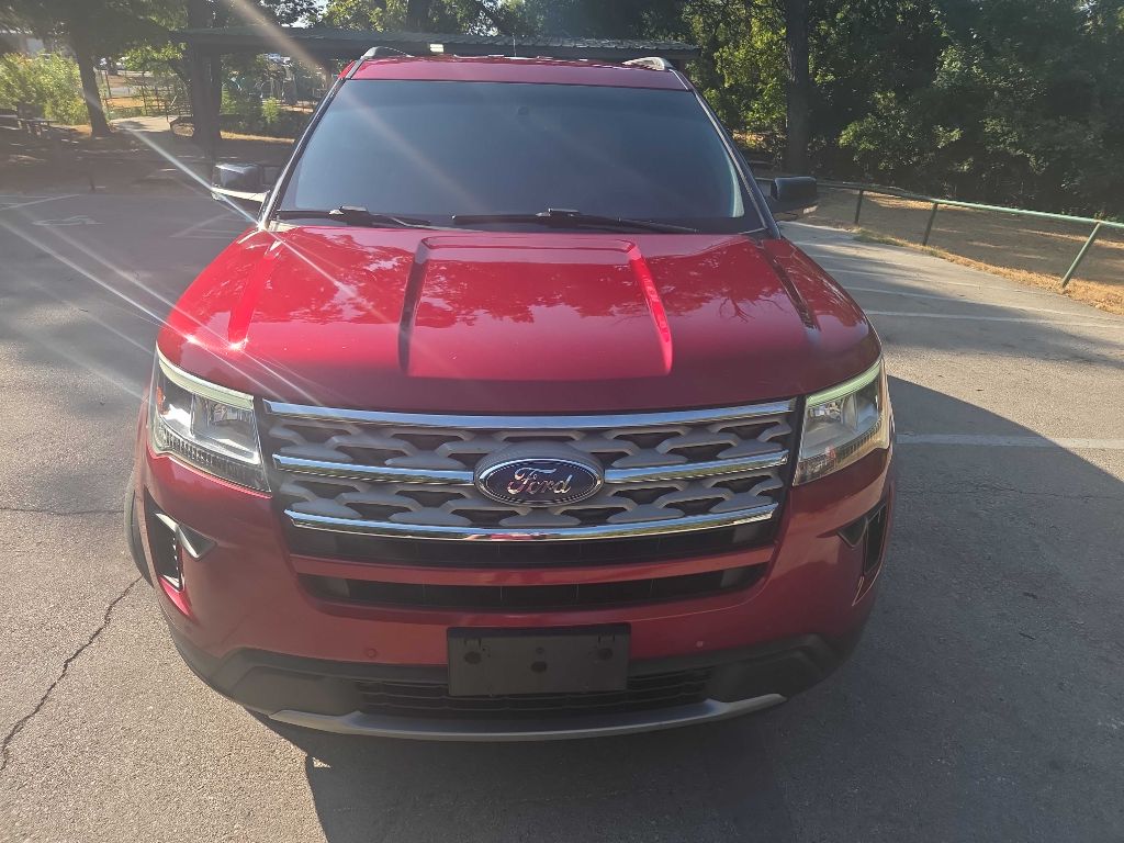 Photo 9 of this FORD EXPLORER