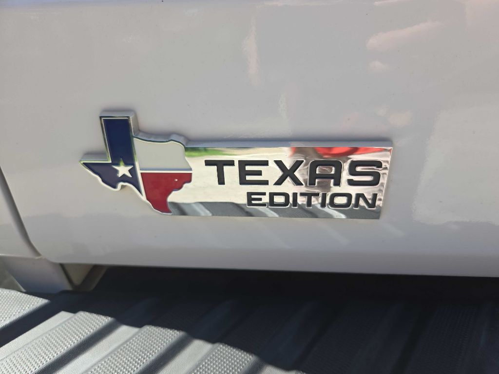 Photo 19 of this FORD F150