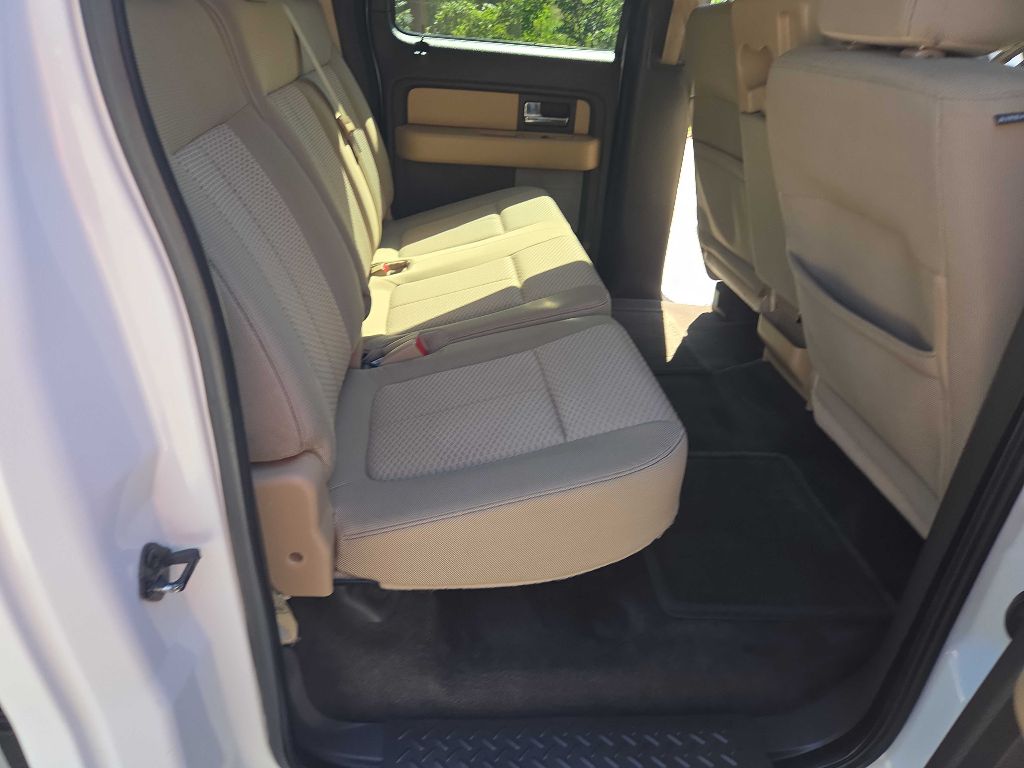 Photo 29 of this FORD F150