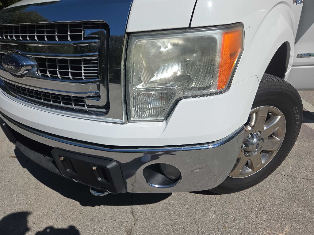 Photo 12 of this FORD F150