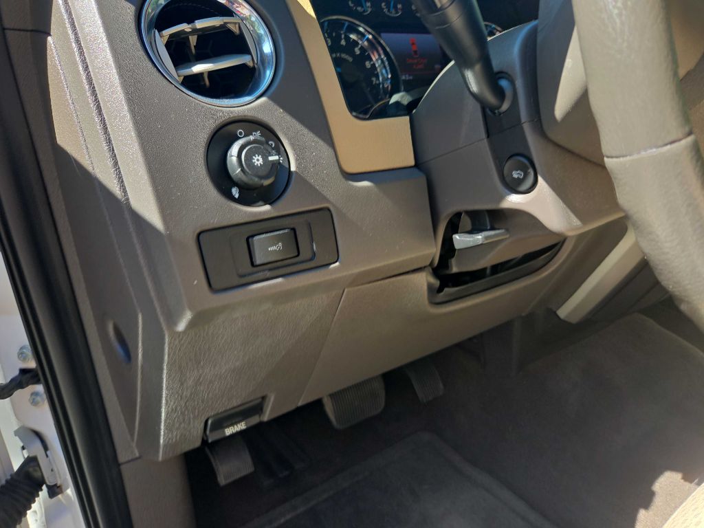 Photo 34 of this FORD F150