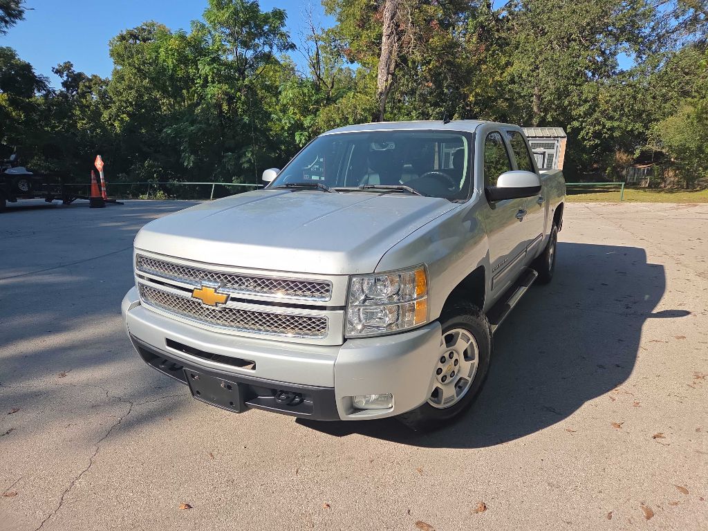 Photo 2 of this CHEVROLET SILVERADO 1500