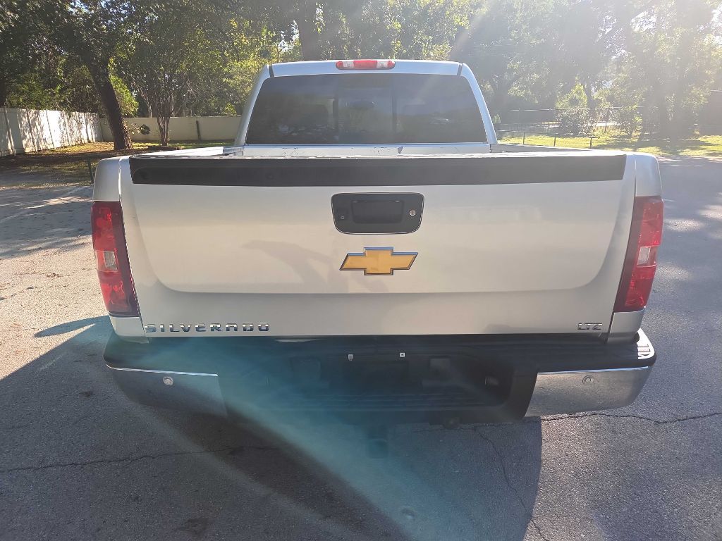 Photo 5 of this CHEVROLET SILVERADO 1500