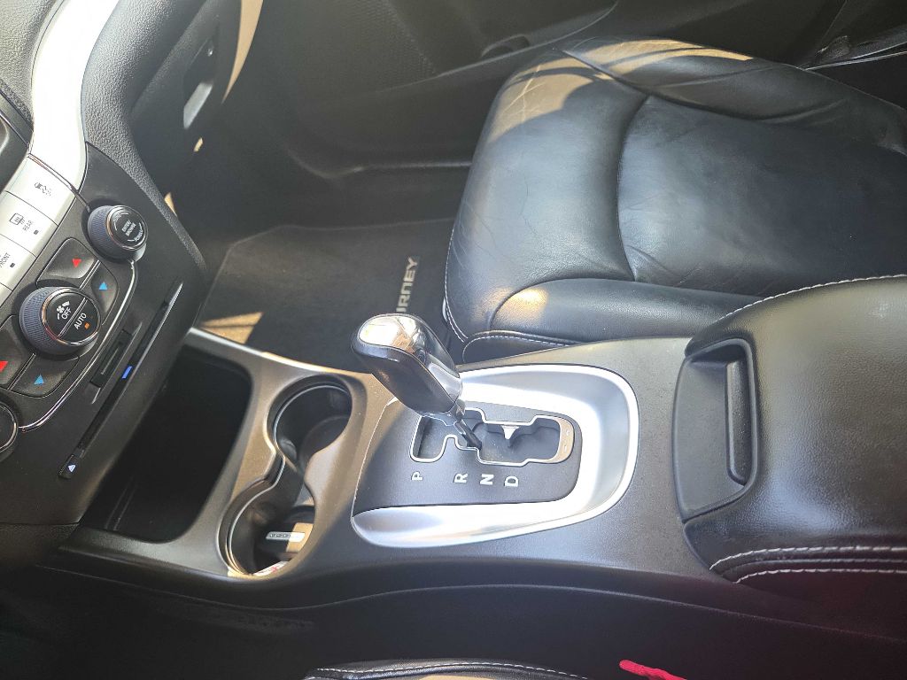 Photo 32 of this DODGE JOURNEY