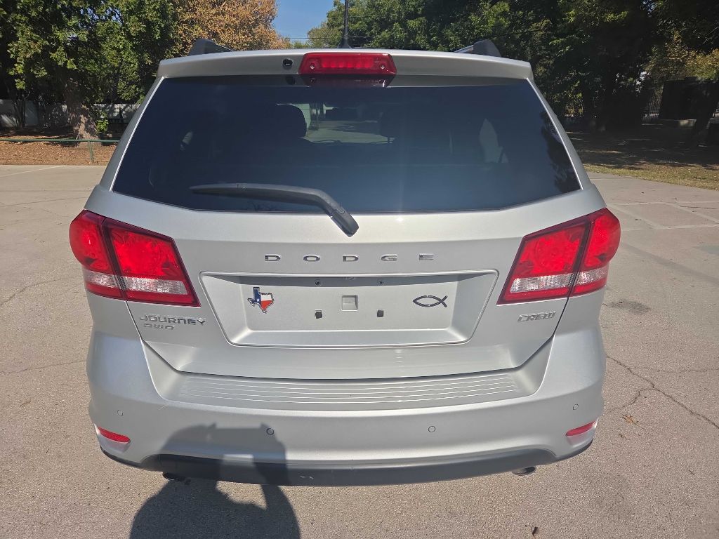 Photo 5 of this DODGE JOURNEY