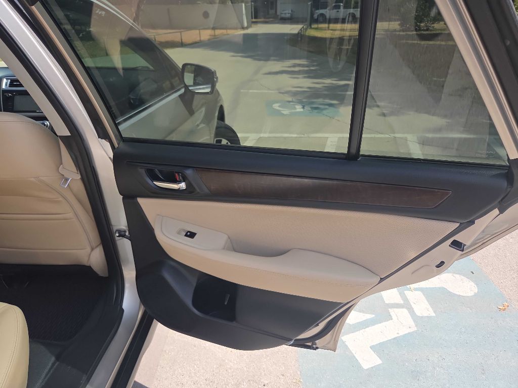 Photo 26 of this SUBARU OUTBACK