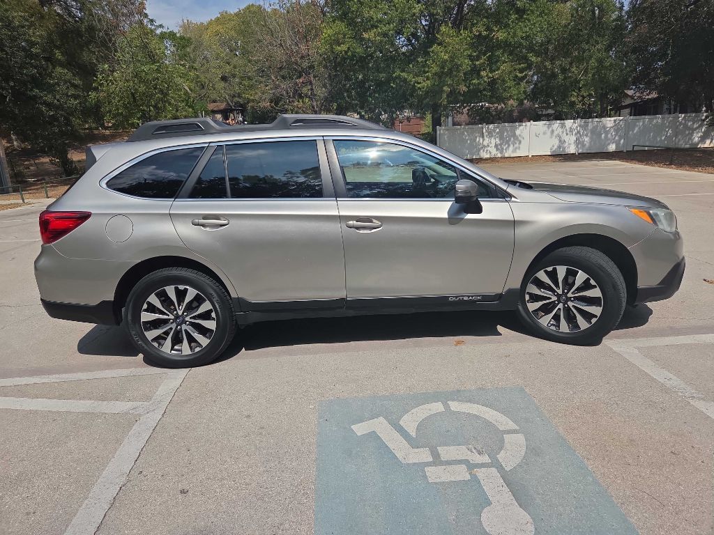 Photo 7 of this SUBARU OUTBACK