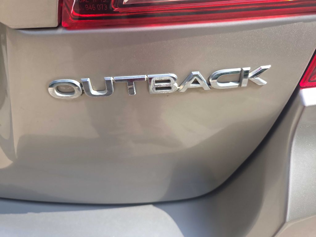 Photo 17 of this SUBARU OUTBACK