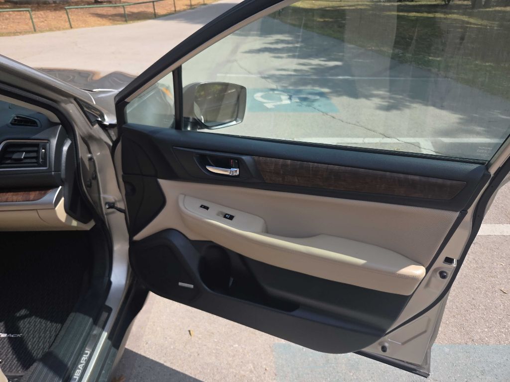 Photo 28 of this SUBARU OUTBACK