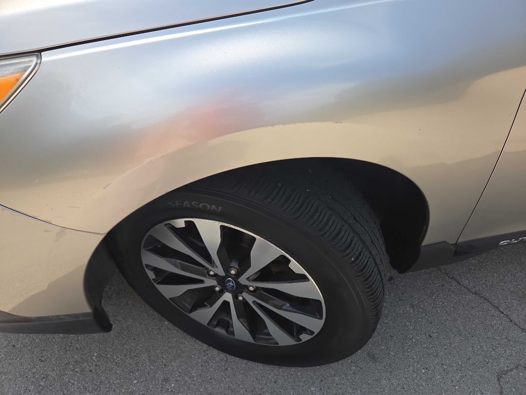 Photo 13 of this SUBARU OUTBACK