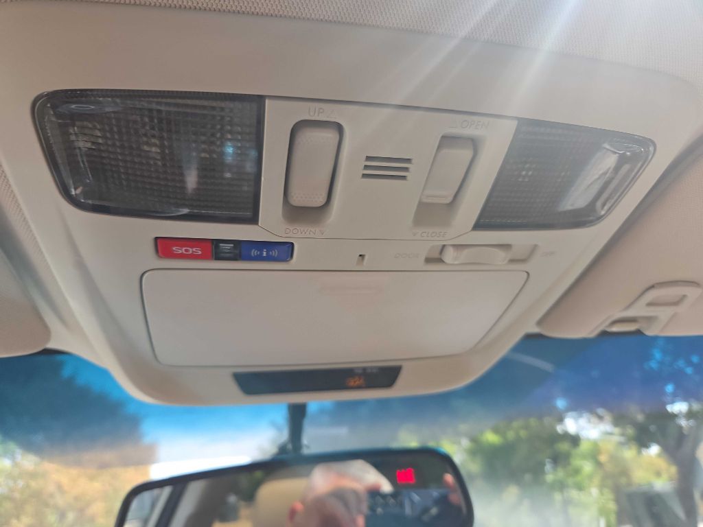 Photo 35 of this SUBARU OUTBACK