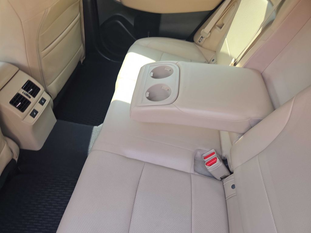 Photo 23 of this SUBARU OUTBACK