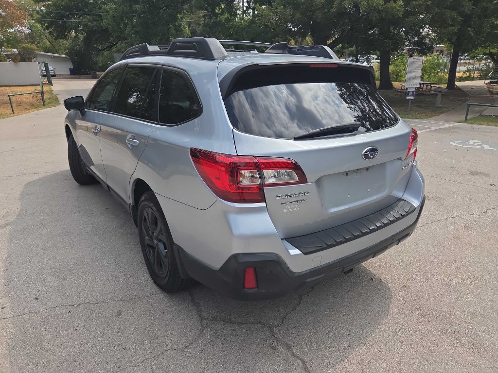 Photo 4 of this SUBARU OUTBACK