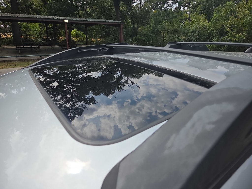 Photo 14 of this SUBARU OUTBACK
