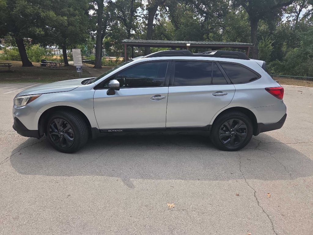 Photo 3 of this SUBARU OUTBACK