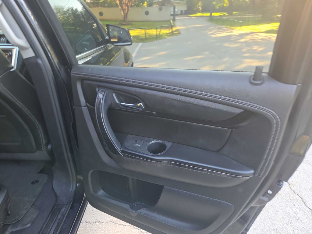 Photo 27 of this GMC ACADIA