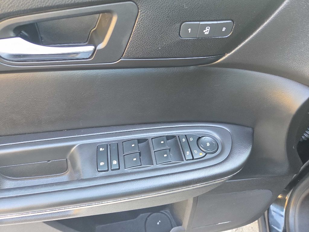 Photo 20 of this GMC ACADIA