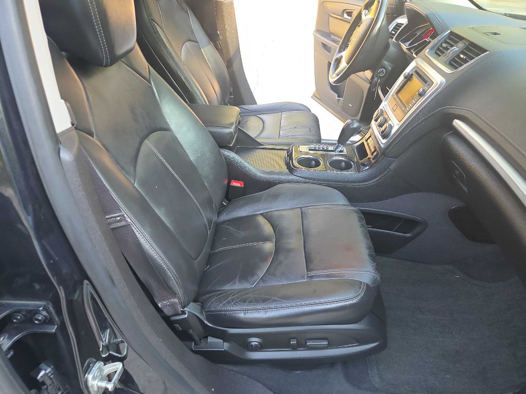 Photo 34 of this GMC ACADIA