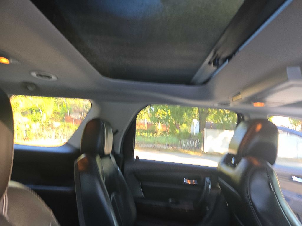 Photo 30 of this GMC ACADIA