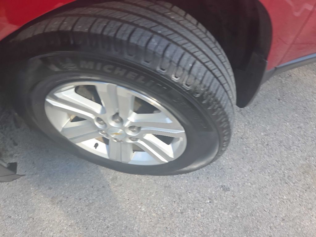 Photo 13 of this CHEVROLET TRAVERSE