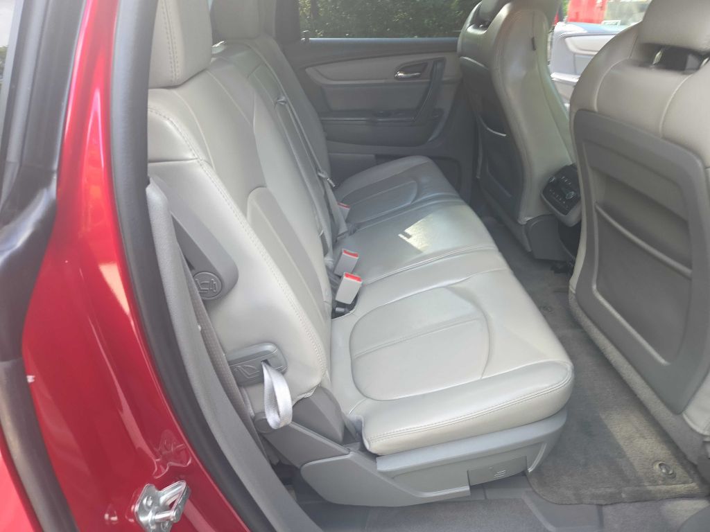 Photo 28 of this CHEVROLET TRAVERSE