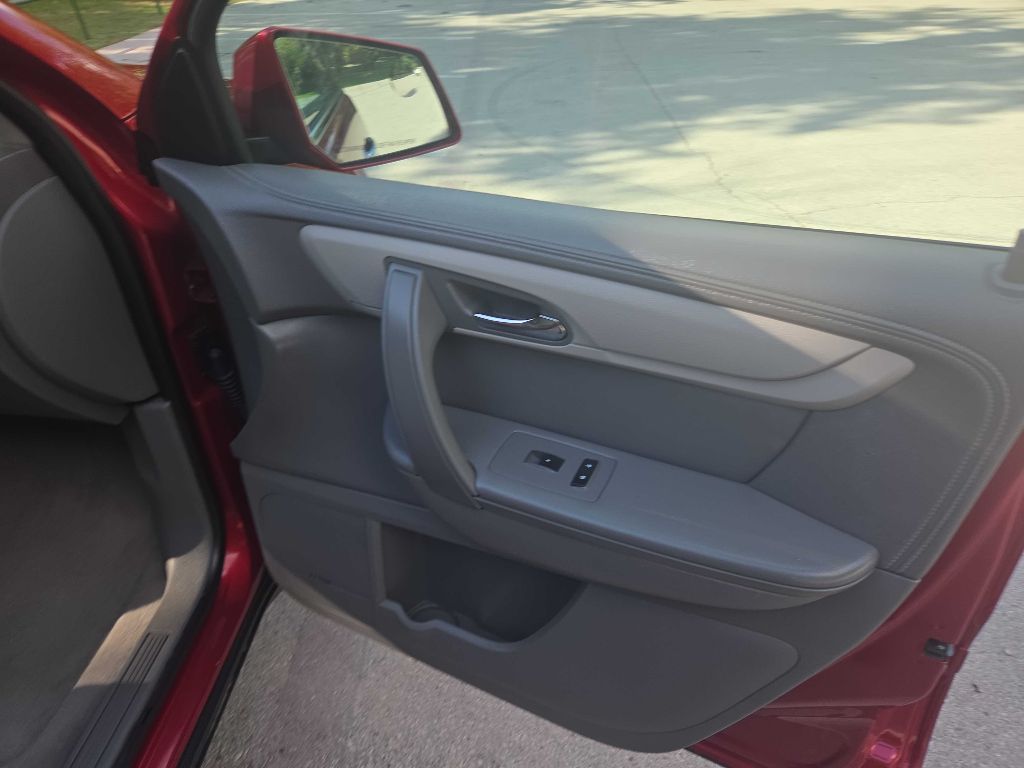 Photo 30 of this CHEVROLET TRAVERSE