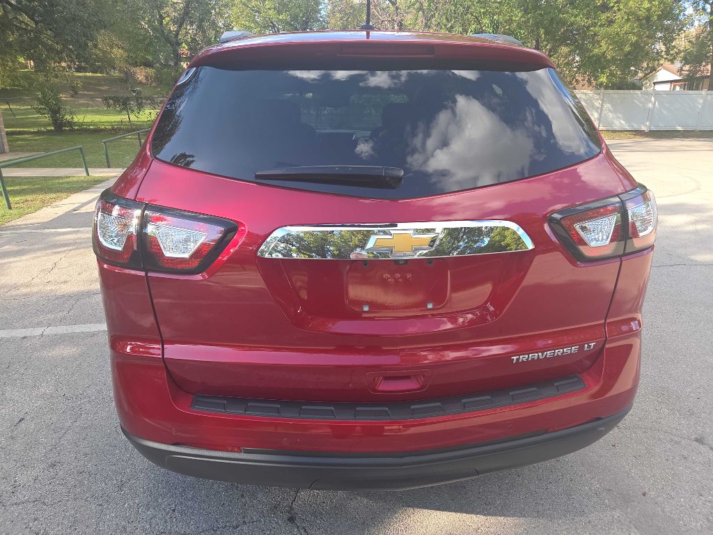 Photo 5 of this CHEVROLET TRAVERSE