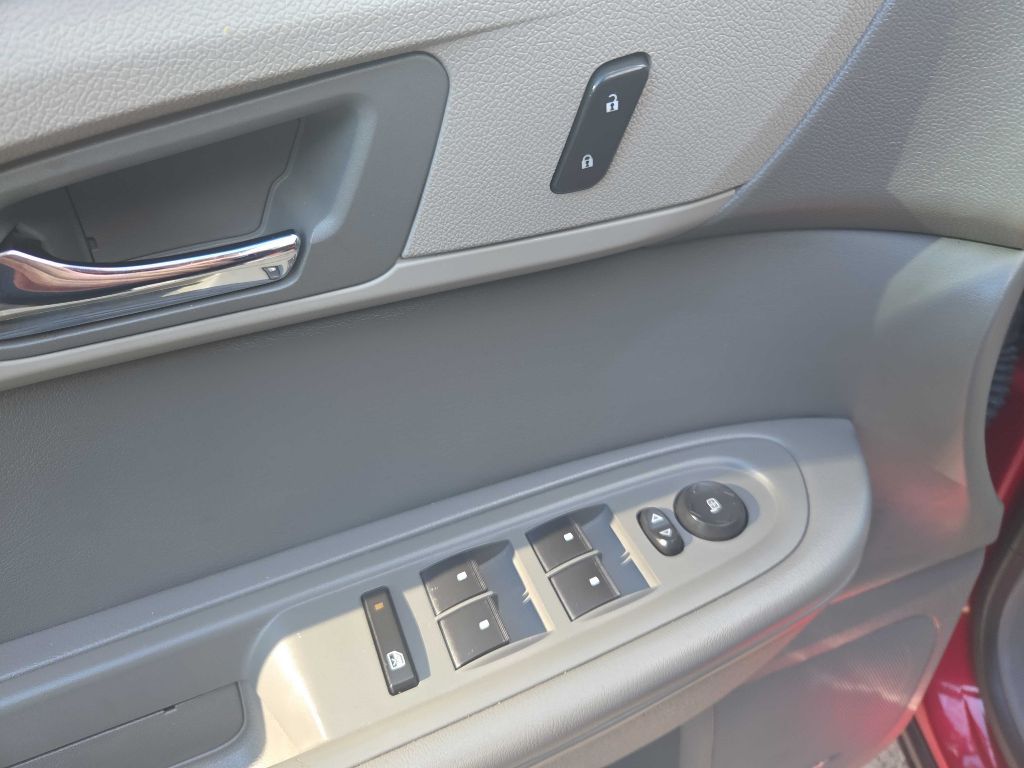 Photo 17 of this CHEVROLET TRAVERSE