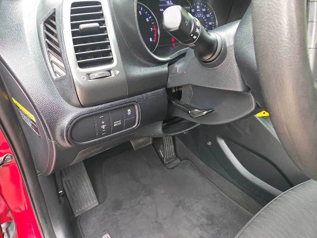 Photo 22 of this KIA FORTE