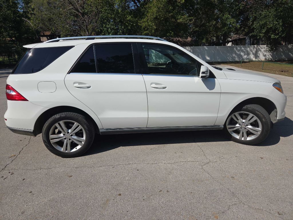 Photo 6 of this MERCEDES-BENZ ML