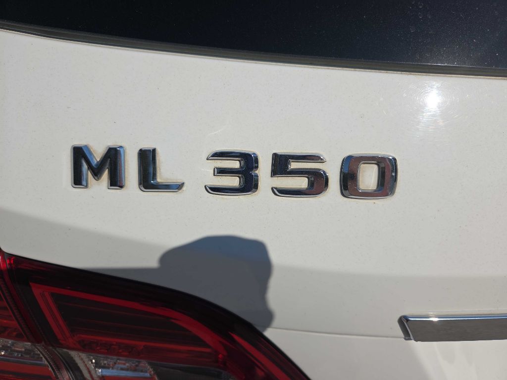 Photo 13 of this MERCEDES-BENZ ML