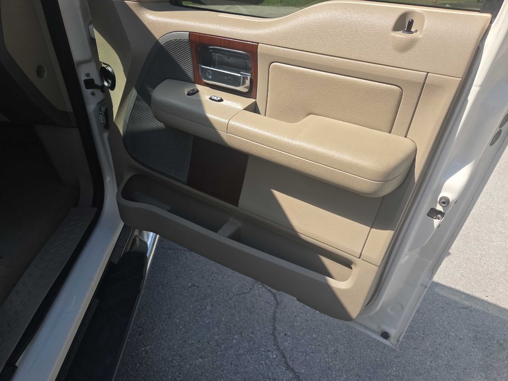 Photo 29 of this FORD F150