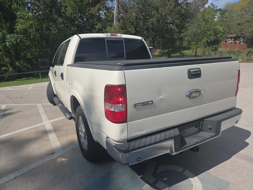 Photo 4 of this FORD F150