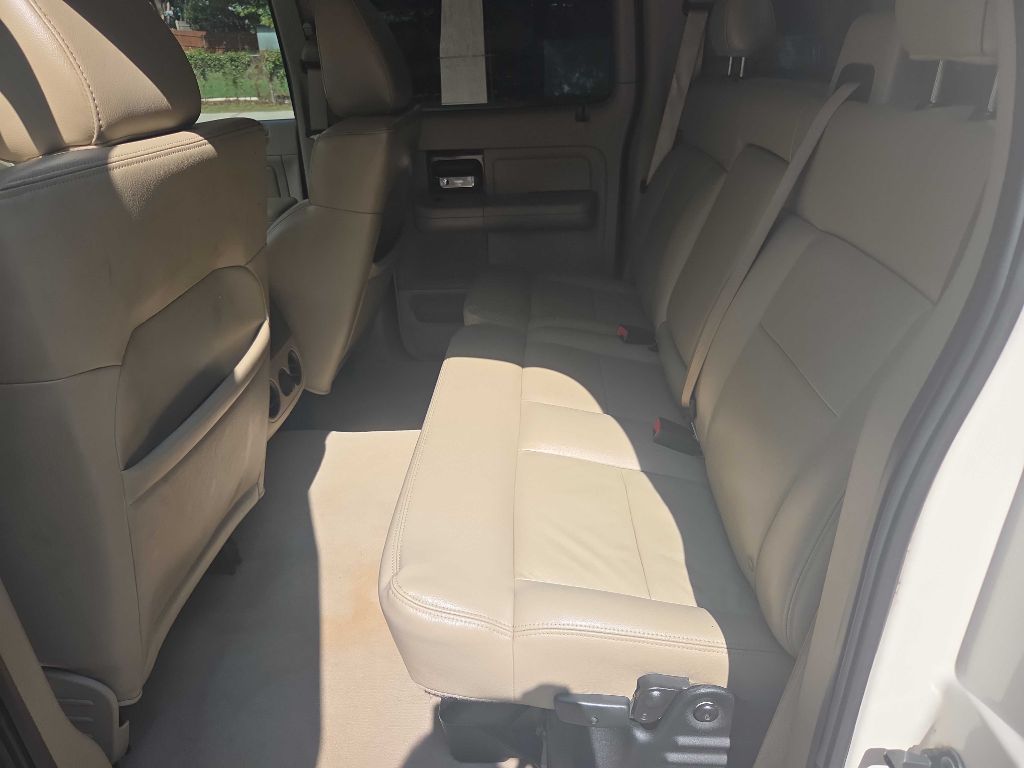 Photo 26 of this FORD F150