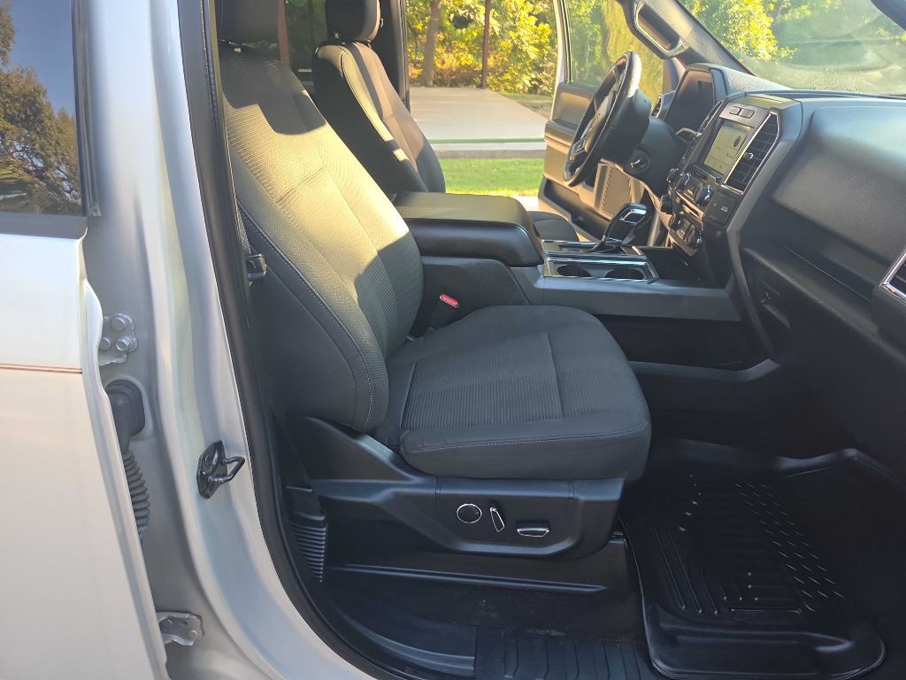Photo 28 of this FORD F-150
