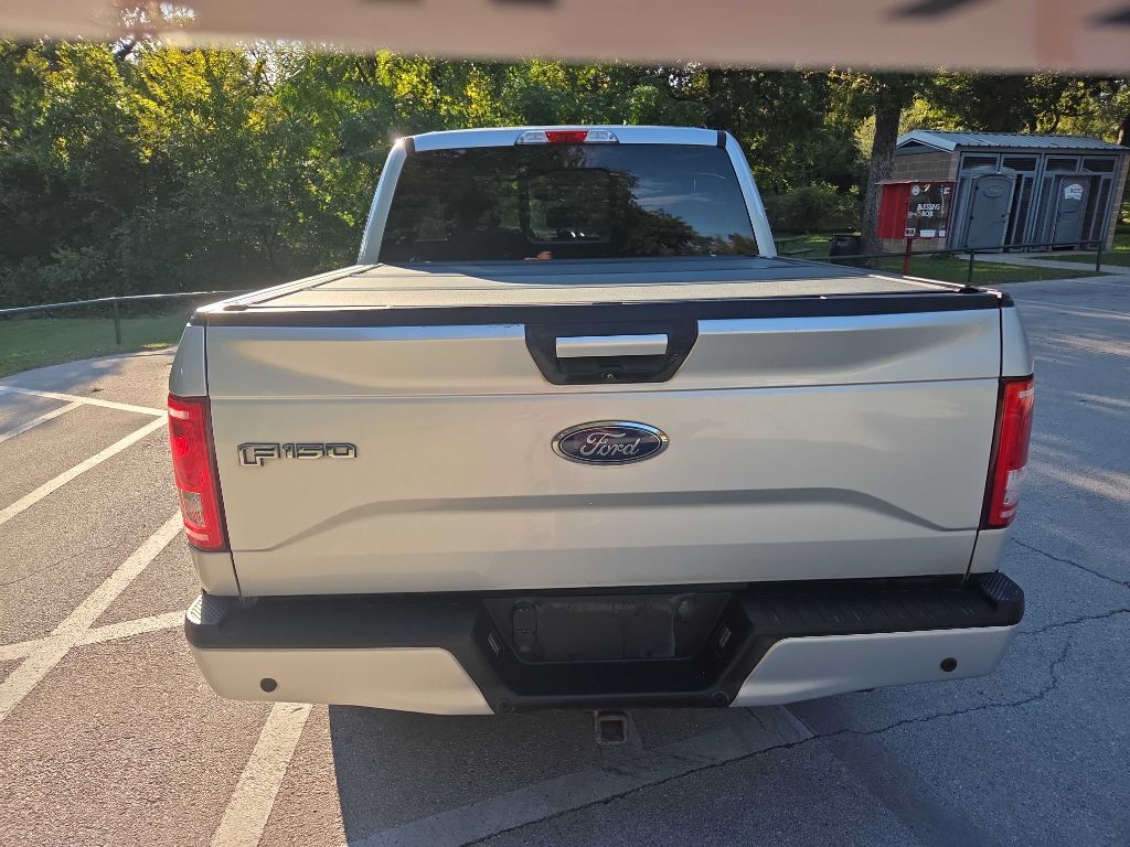 Photo 6 of this FORD F-150