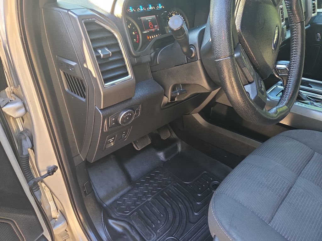 Photo 29 of this FORD F-150