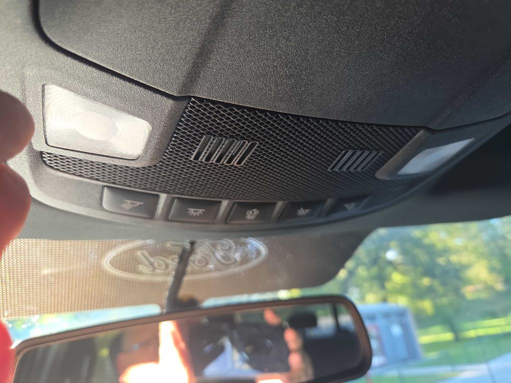 Photo 35 of this FORD F-150