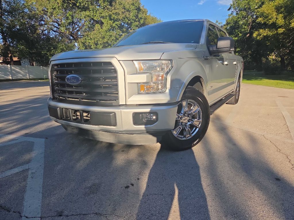 Photo 2 of this FORD F-150