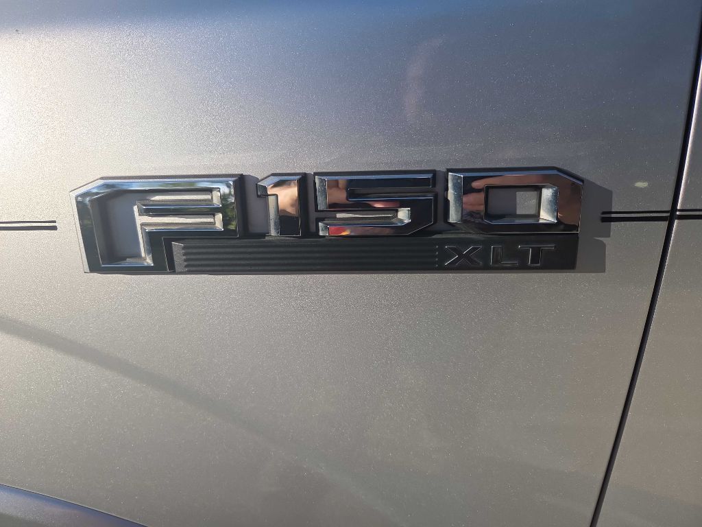 Photo 14 of this FORD F-150