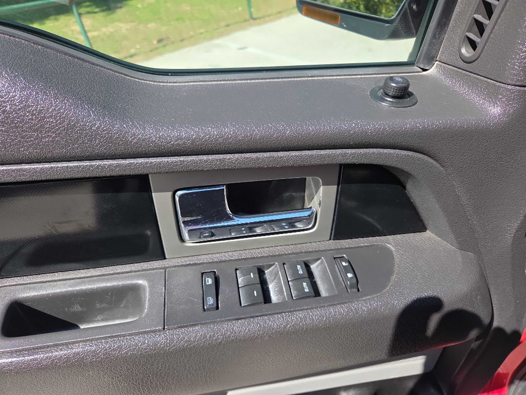 Photo 22 of this FORD F-150