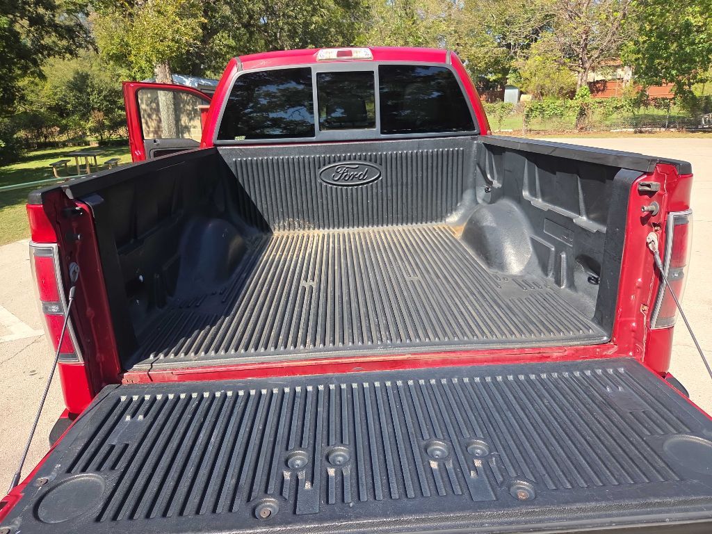 Photo 19 of this FORD F-150
