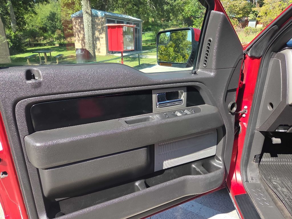 Photo 21 of this FORD F-150