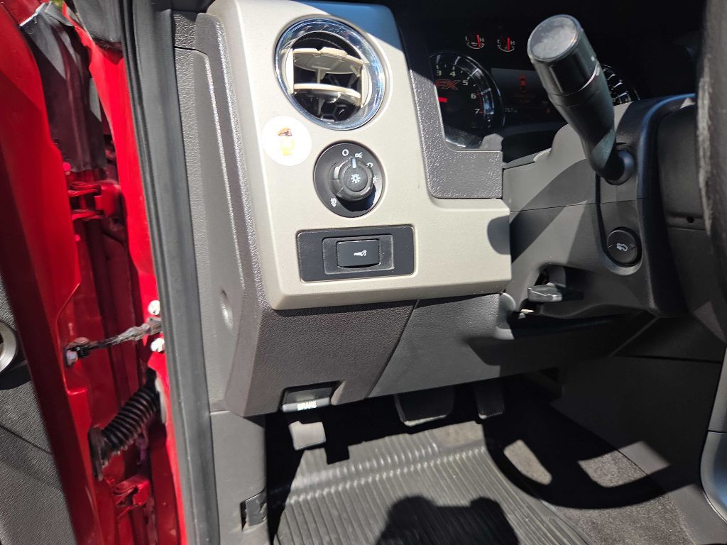 Photo 31 of this FORD F-150
